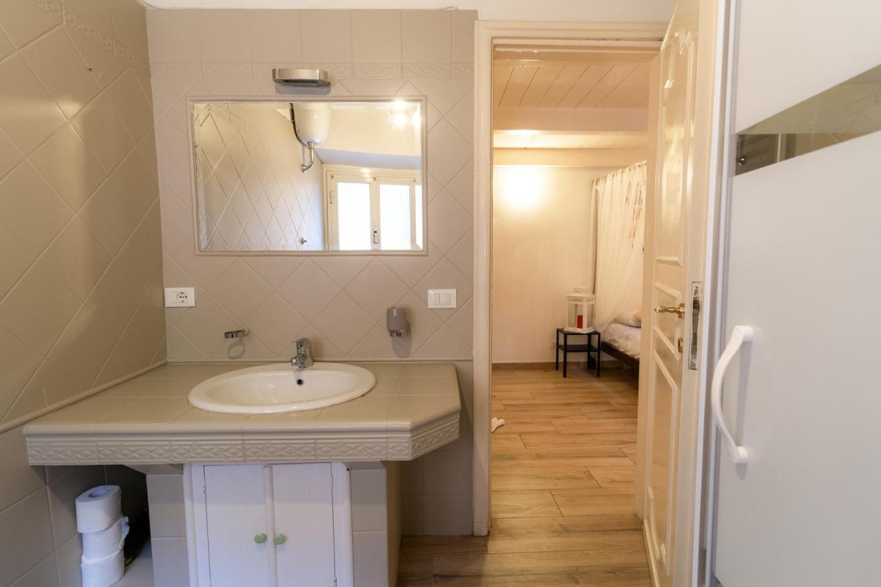 Trastevere Four Seasons Trilussa 2 Rome Bagian luar foto